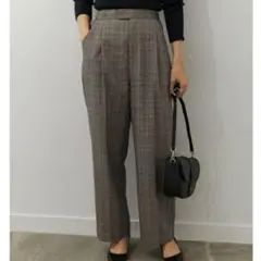 【本日限定セール】美品 URBAN RESEARCH DOORSトラウザーパンツ