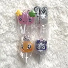 バンダイ たまごっち カラフルキャンディチャーム ガチャ めめっち みみっち