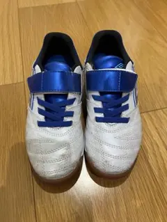 フットサルシューズ　子供用　19cm