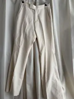 ローリーズファーム　フレアスラックス