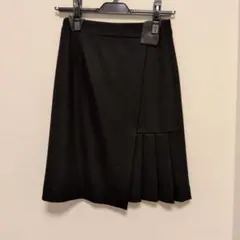 ブラック タイトスカート プリーツデザイン 34