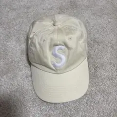 supreme Sロゴ イエローキャップ