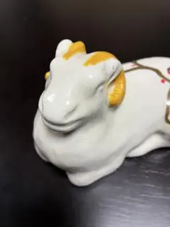 二代徳田八十吉作　羊の置物 陶器 訳あり　木箱陶歴付き