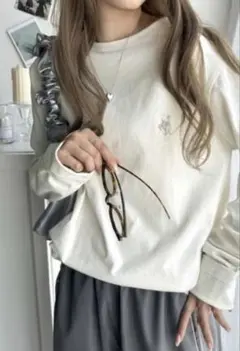 新品　ClassicalElf　ワンポイント刺繍入り長袖Tシャツカットソー　L