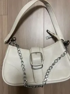バッグ　y2k 白　チェーン