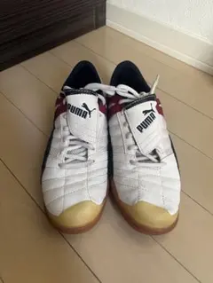 【美品】Puma フットサルシューズ ホワイト/レッド/ネイビー