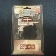 Supreme World's Smallest Super Soakerのサムネイル