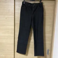 【レディース】ブラック　ストレートデニム