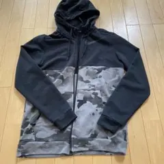 ナイキ　DRIーFIT フルジップパーカー