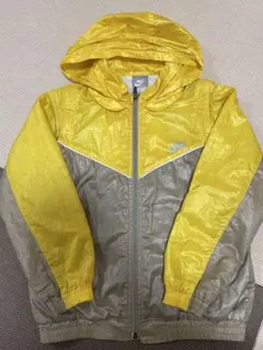 NIKE NIKEウィンドブレーカー　130 男の子　女の子　黄色
