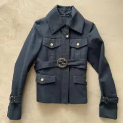 金ボタン テーラードジャケット