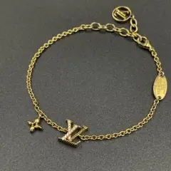 ぴ*ぴ様 LOUIS VUITTON LVロゴ ネックレス ラインストーン - メルカリ