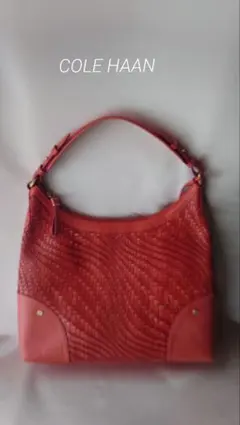 コールハーン　レザー編み込みショルダーバッグ