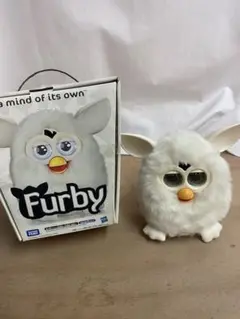 Furby 電子ぬいぐるみ グレーと白　新品未開封品　廃盤品 Furby 電子ぬいぐるみ グレーと白 新品未開封品 廃盤品 Furby