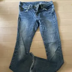 ブルースリムフィットデニムパンツ