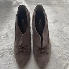 美品　ダイアナ　スエード　ブーティー　リボン　23cm 女子会　デート