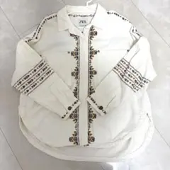 ZARA 刺繍入り デニムジャケット ホワイト XL