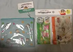 クレヨンしんちゃん ミニフラットポーチ ファスナーケース ホログラムシール