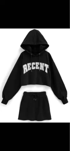 RECENT フード付きスウェットセットアップ