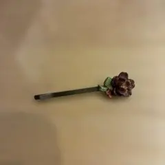 ミハエルネグリン　バラ薔薇モチーフヘアピン