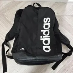 adidas 黒色リュック