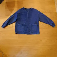GU 青いデニム風ジャケット ボタン付き