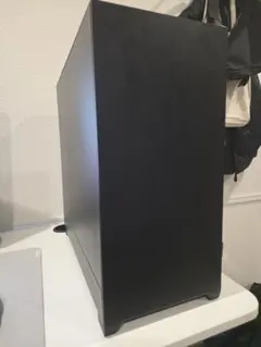 Fractal Design PCケース 本体 ブラックのサムネイル
