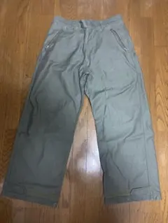 オリーブグリーン ワークパンツ