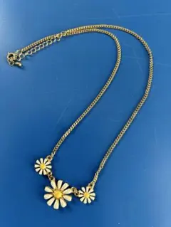 デイジーモチーフ ネックレス