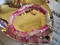 ざ*ぃ様 （在庫処分）ピンクホワイト マーブル模様のブレスレット