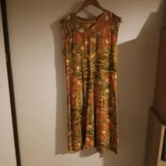 着物リメイク花柄ノースリーブロングワンピース
