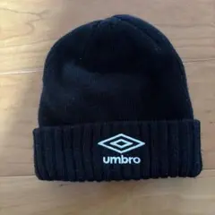 umbro 黒 ニット帽