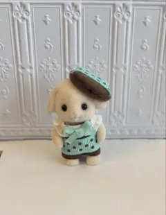 ミニチュアドール服　赤ちゃんロンパース　チョコミント　ベレー帽セット