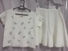 プロポーションボディドレッシング 夏ニット　ホワイト花柄刺繍セットアップ