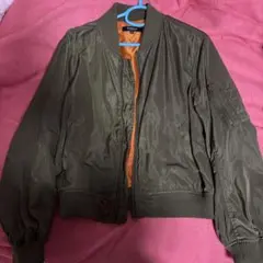 Doublefocus オリーブ色 MA-1ジャケット