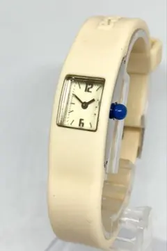 zucca ズッカ 腕時計 V220-6430 ホワイト