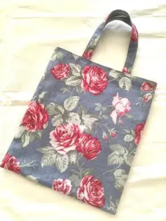 シンプルトートバッグ　キャス・キッドソン　ハンドメイド　ローズ柄