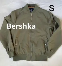 MA-1ジャケットＳ　Bershka ブルゾンパーカー