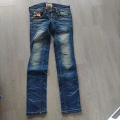 Item thumbnail for item 3dbea39f-eb5c-45c6-b7f4-b0aa6066c175