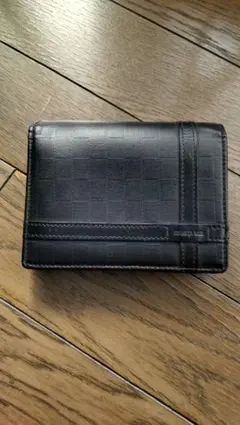 COMME ÇA MEN 二つ折り財布のサムネイル