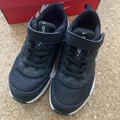 【美品】Nike ブラック スニーカー 18cm