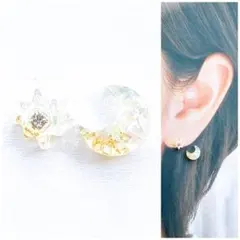 ホワイト10mm月ピアス/イヤリング