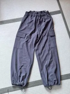 カーゴパンツ