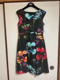 極美品 2024年 ANAYI モノトーンフラワープリント衿付きワンピース