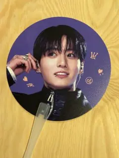 BTS ARIRANG アリラン JUNGKOOK グク ジョングク うちわ - メルカリ