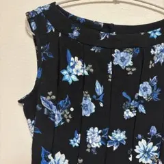 ノースリーブワンピース 【PS】ブラック/ブルー 花柄 上品 フレア きれいめ