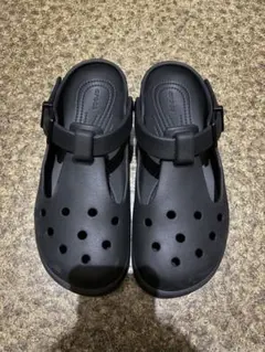 Crocs メガクラッシュ クロッグ ブラック 23cm M5 W7 - メルカリ