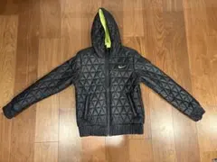 Nike ブラック キルティング ダウンジャケット