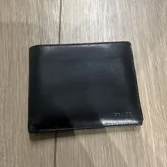 PRADA 二つ折り財布 黒のサムネイル