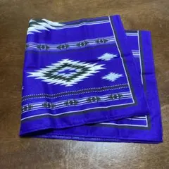 大判ハンカチ　バンダナ 紫　新品　縦横約５６センチ